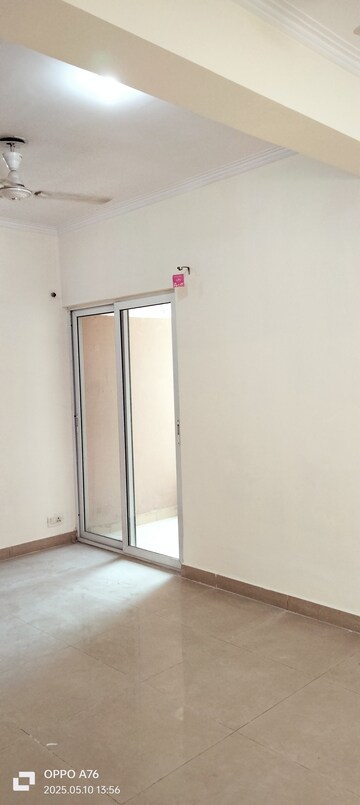 Room in 2 BHK Apartment at Gaurs Cascades, Raj Nagar Extension – for Sale