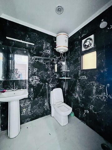 Master Bedroom in 1 BHK Builder Floor at Saket – for Rent