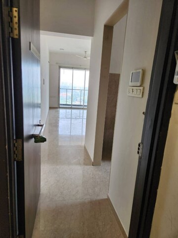 2 BHK Apartment For Rent in Chirag Bhagat Grandeur, Malad West