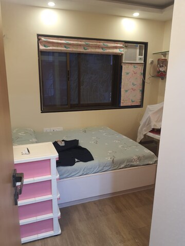 Team Area in 2.5 BHK Apartment at Joanna Villa, Bandra West – for Rent