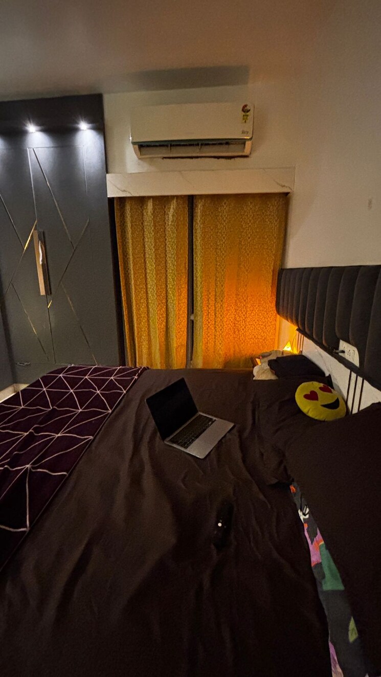 Bedroom, panchsheel-green-mart 2 Bedroom 915 Sq.Ft. Apartment In Sector 16 Greater Noida Greater Noida 8635139