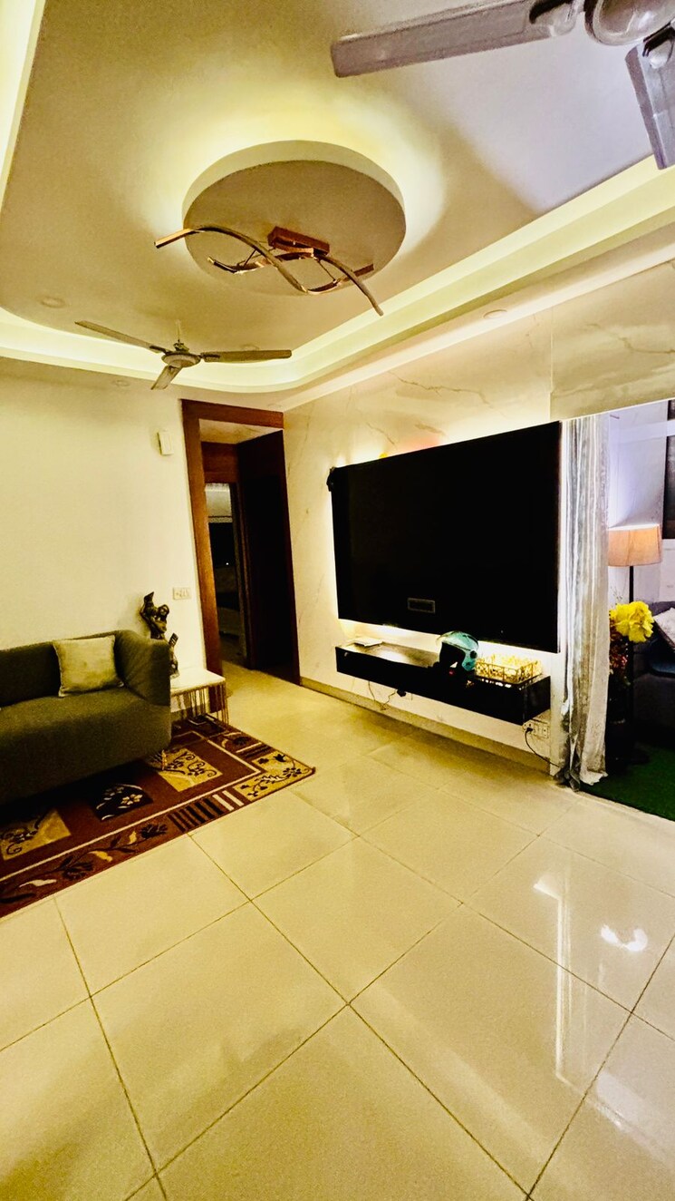 Living Room, panchsheel-green-mart 2 Bedroom 915 Sq.Ft. Apartment In Sector 16 Greater Noida Greater Noida 8635139