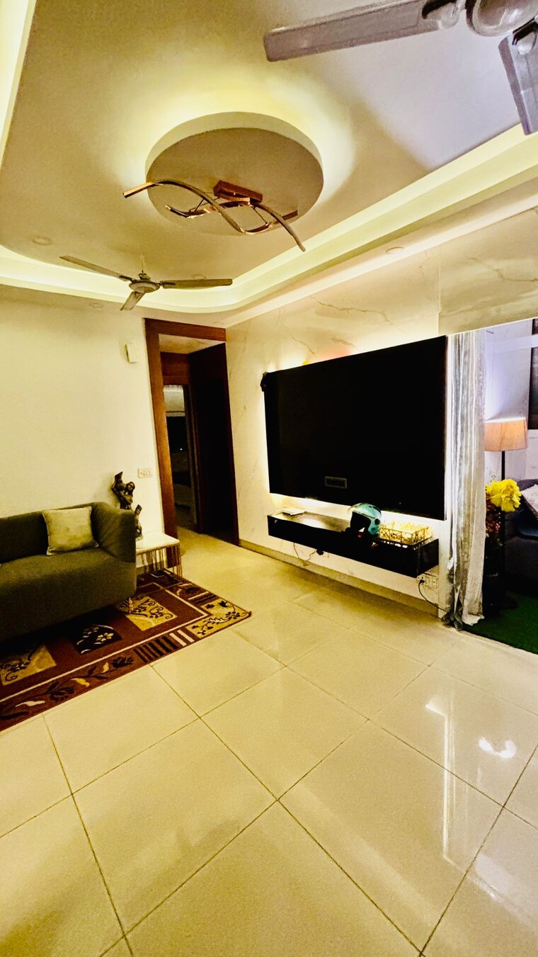 Living Room, panchsheel-green-mart 2 Bedroom 915 Sq.Ft. Apartment In Sector 16 Greater Noida Greater Noida 8635139