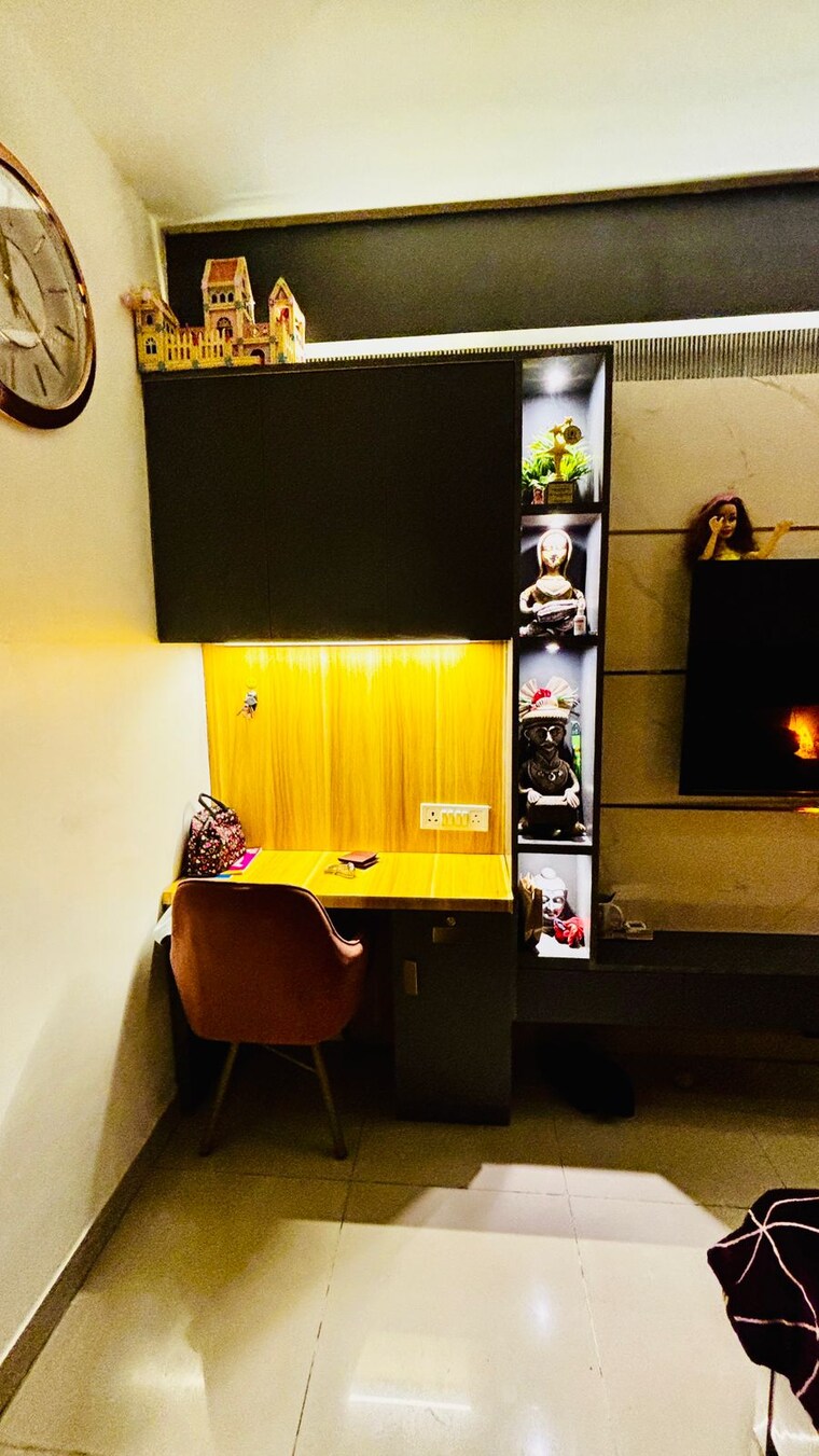 undefined, panchsheel-green-mart 2 Bedroom 915 Sq.Ft. Apartment In Sector 16 Greater Noida Greater Noida 8635139