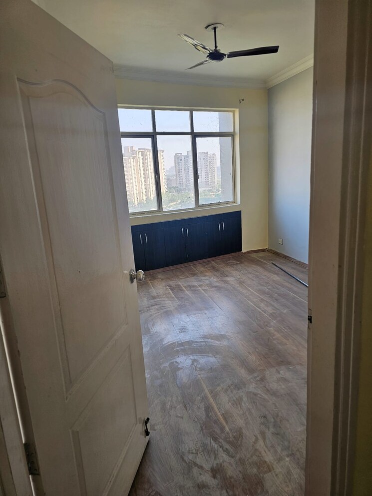 Room, raheja-vedaanta 3 Bedroom 1833 Sq.Ft. Apartment In Sector 108 Gurgaon 8635143