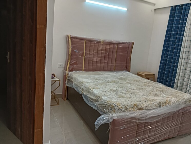 Study Room, suncity-avenue-76 2 Bedroom 682 Sq.Ft. Apartment In Sector 76 Gurgaon 8635130