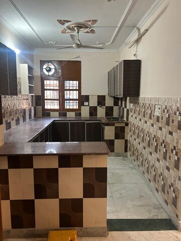 Kitchen in 2 BHK Builder Floor at Sector 31 – for Rent