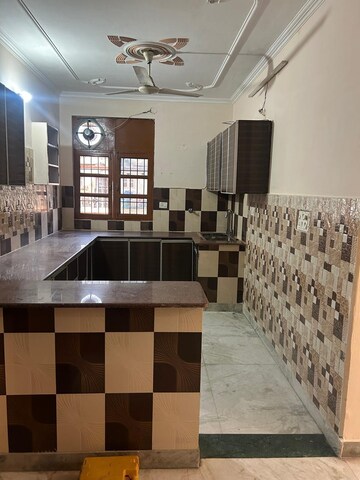 Kitchen in 2 BHK Builder Floor at Sector 31 – for Rent