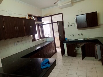Kitchen in 3 BHK Apartment at HBH Galaxy Apartments, Sector 43 – for Rent