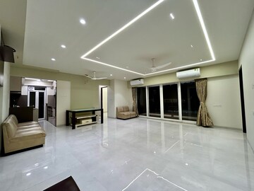 3.5 BHK Apartment For Rent in Vaibhavlaxmi Address 51, Bandra East