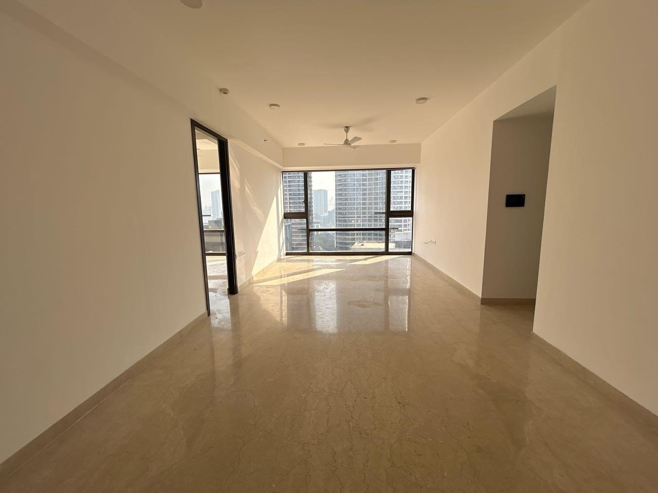 3 BHK + Servant Room Apartment For Rent in Lodha Marquise