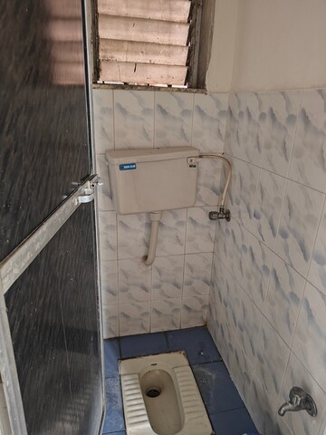 Bathroom in 1 BHK Apartment at Seawoods Sector 42 – for Rent