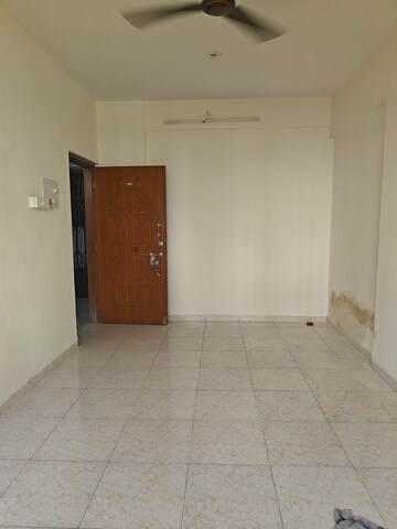 Room in 1 BHK Apartment at Seawoods Sector 42 – for Rent