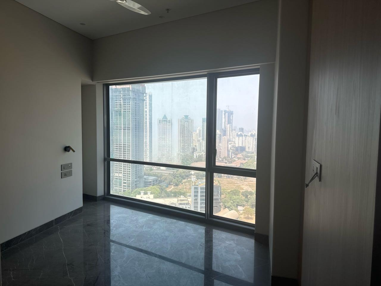 3 BHK + Servant Room Apartment For Rent in Lodha The World Towers World One Tier 2