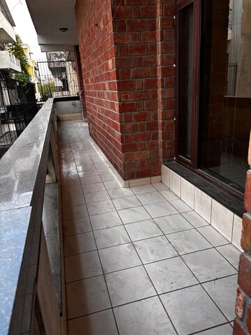 Balcony in 3 BHK Builder Floor at Sector 45 – for Rent
