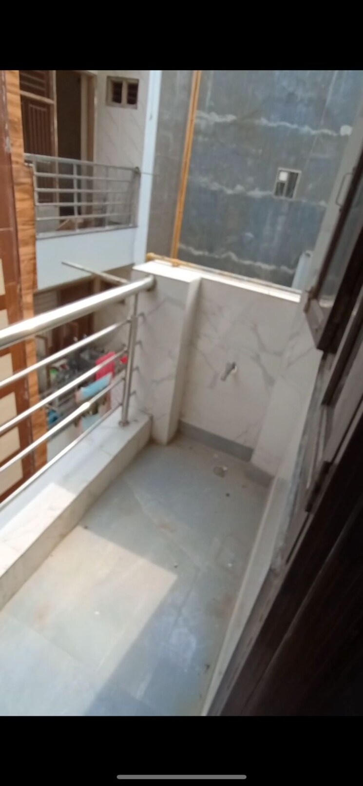 Balcony, uttam nagar 1 Bedroom 50 Sq.Yd. Builder Floor In Uttam Nagar Delhi 8635237