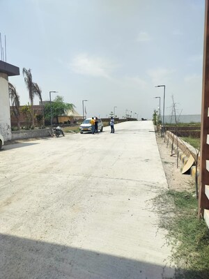  Plot – Exterior View View at Sector 30 Yamuna Expressway - for Sale