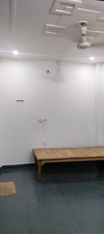 Room in 1 BHK Independent House at Indira Nagar – for Rent