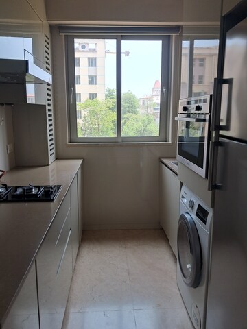 Master Bedroom in 1 BHK Apartment at Hiranandani Maple, Powai – for Rent
