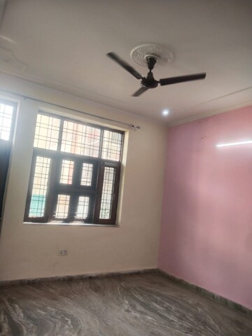 Room in 2 BHK Builder Floor at Sector 22 – for Rent
