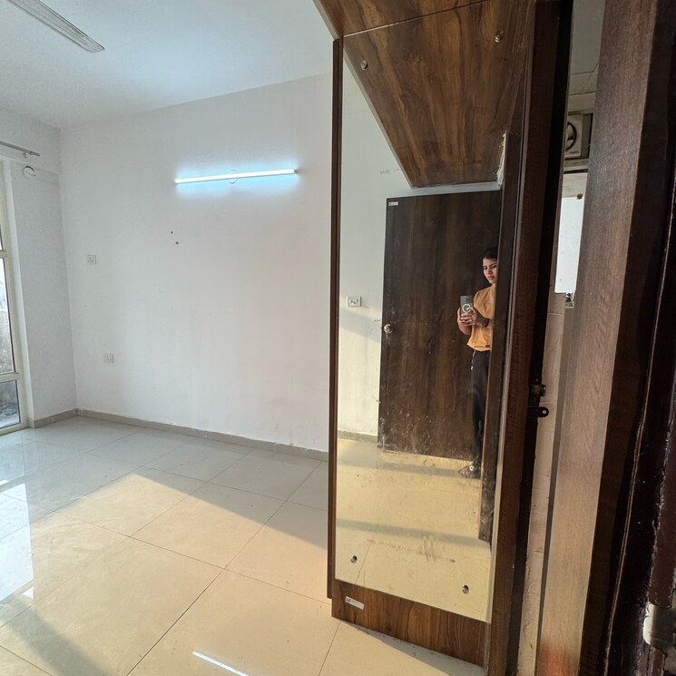 Bathroom, pyramid-fusion-homes 2 Bedroom 698 Sq.Ft. Apartment In Sector 70a Gurgaon 8635348