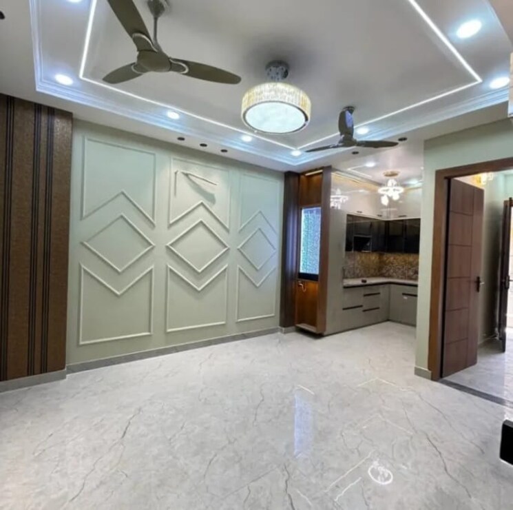 Room, sector 28 3.5 Bedroom 1800 Sq.Ft. Builder Floor In Sector 28 Faridabad 8635349