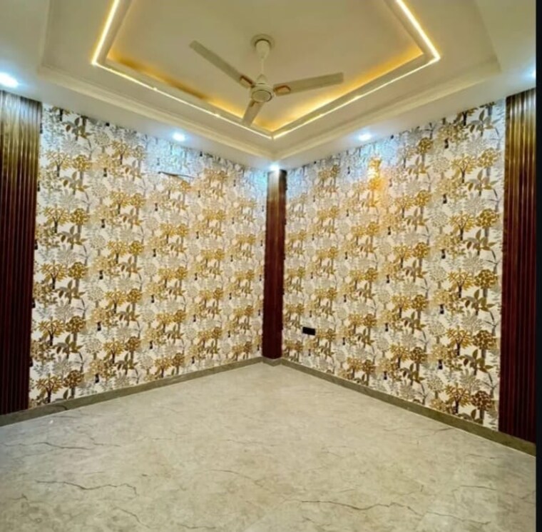 Room, sector 28 3.5 Bedroom 1800 Sq.Ft. Builder Floor In Sector 28 Faridabad 8635349