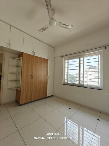 Room in 2 BHK Builder Floor at Hsr Layout – for Rent