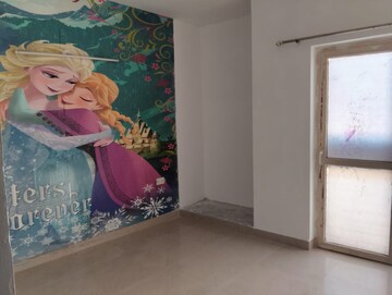 Room in 3 BHK Apartment at Bptp Park Floors ii, Sector 76 – for Sale