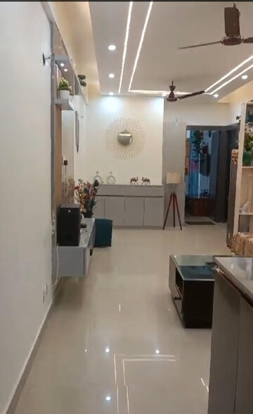 2 BHK Apartment For Rent in Suncity Avenue 76, Sector 76