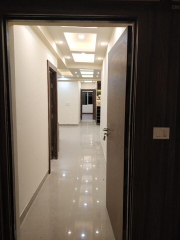 Building Lobby in 4 BHK Apartment at Ansal Height 86, Sector 86 – for Rent