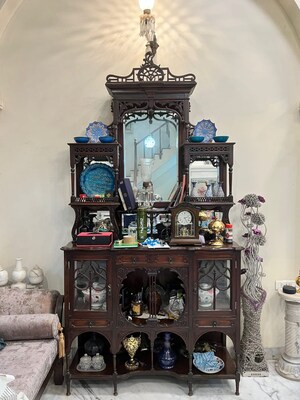 Furnished Amenities in 4 BHK Independent House at Worli Residency, Worli – for Sale