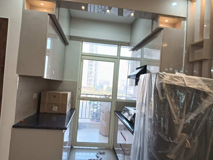 Gym, suncity-avenue-76 2 Bedroom 735 Sq.Ft. Apartment In Sector 76 Gurgaon 8635449