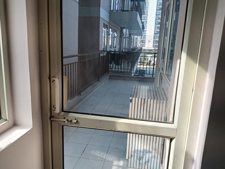 Balcony, suncity-avenue-76 2 Bedroom 735 Sq.Ft. Apartment In Sector 76 Gurgaon 8635449