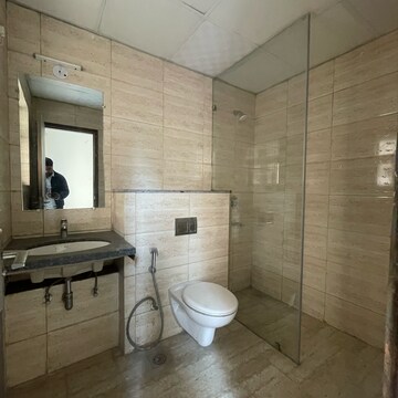 Attached Bathroom in 3 BHK Builder Floor at BPTP Amstoria, Sector 102 – for Rent