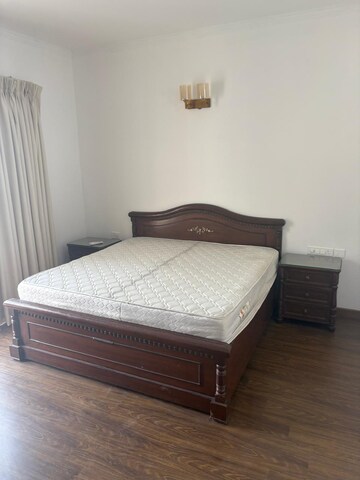 Bedroom in 2.5 BHK Apartment at Jaypee Greens Star Court, Jaypee Greens – for Sale