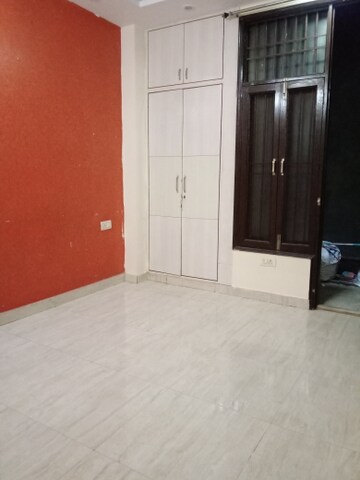 Room in 2 BHK Builder Floor at Vasundhara Sector 5 – for Sale