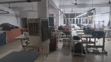 Parking in  Warehouse at Kadipur Enclave, Kadipur – for Rent