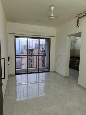 Room in 1 BHK Apartment at Sunteck One World, Naigaon East – for Sale