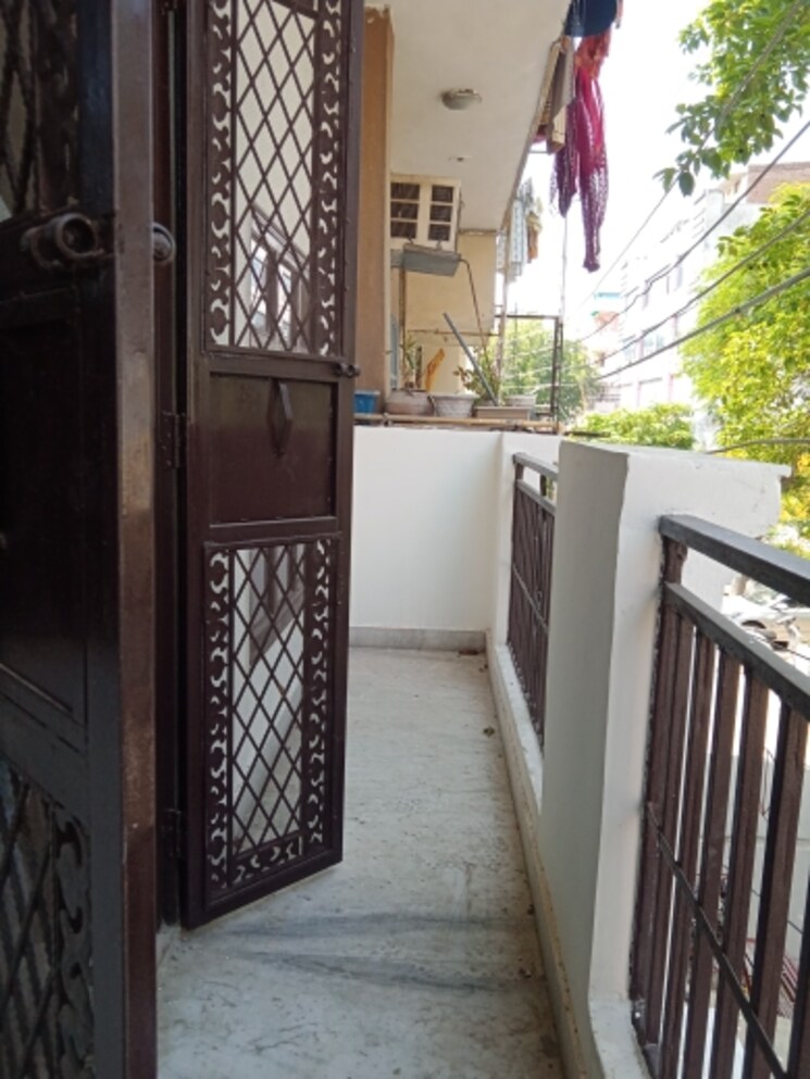 Balcony, vasundhara sector 3 2 Bedroom 65 Sq.Mt. Builder Floor In Vasundhara Sector 3 Ghaziabad 8635709