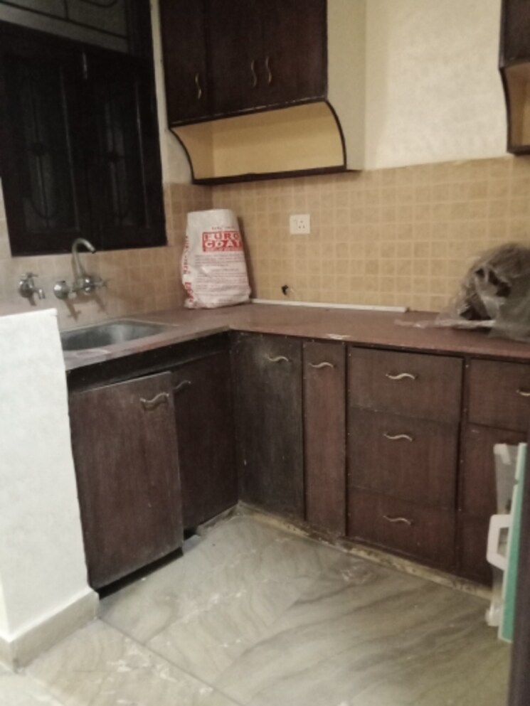 Kitchen, vasundhara sector 3 2 Bedroom 65 Sq.Mt. Builder Floor In Vasundhara Sector 3 Ghaziabad 8635709