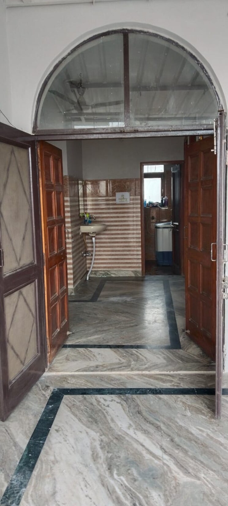 undefined, sector 56 3 Bedroom 1850 Sq.Ft. Independent House In Sector 56 Noida 8635711