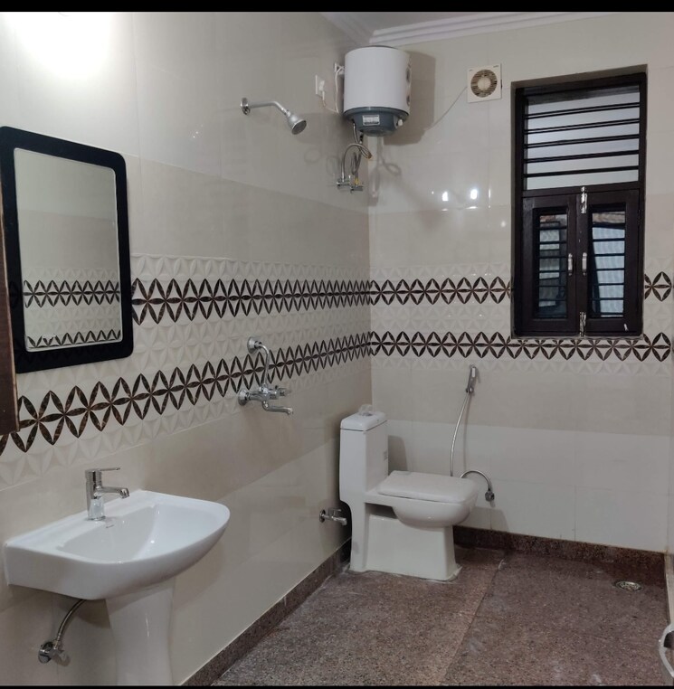 Master Bedroom, sector 46 2 Bedroom 100 Sq.Yd. Builder Floor In Sector 46 Gurgaon 8635725