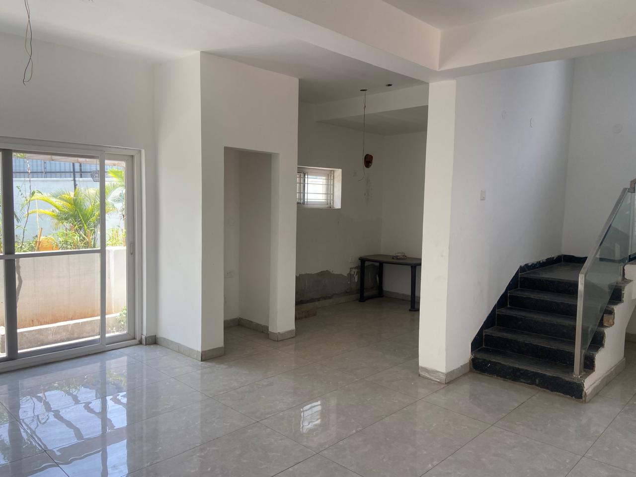 3 BHK + Pooja Room Villa For Sale in Srinidhi Hill Park