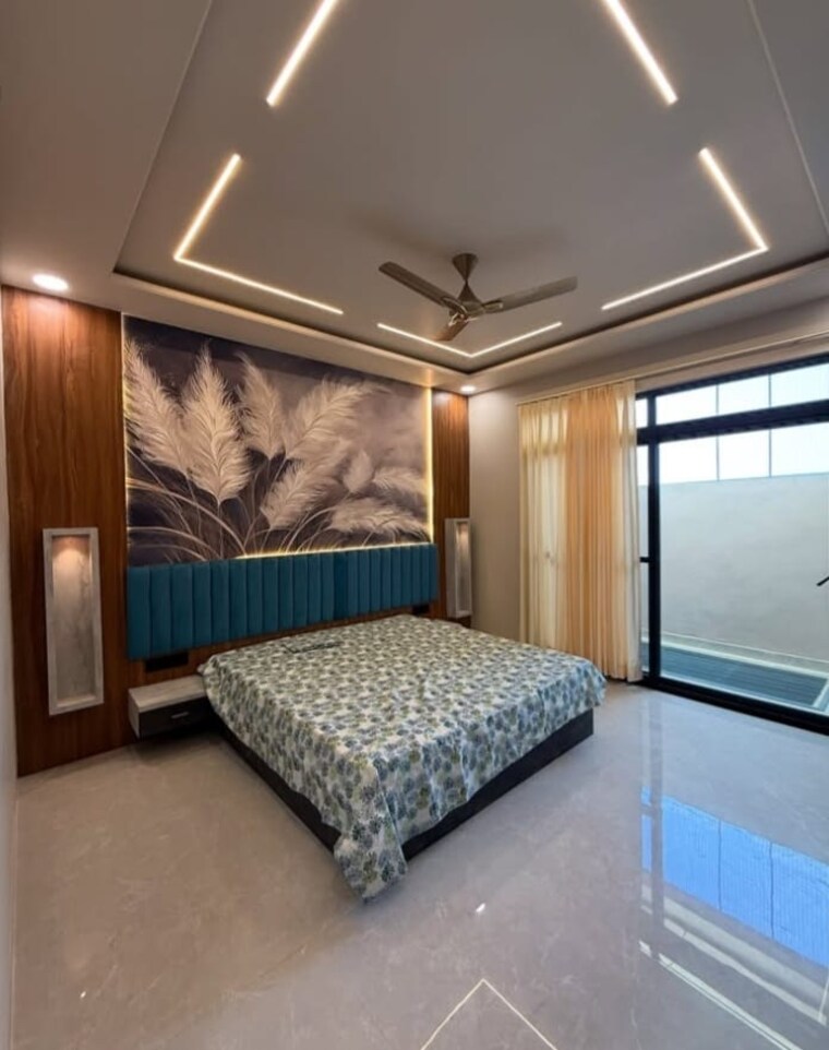 Bedroom, sector 32 5 Bedroom 4500 Sq.Ft. Builder Floor In Sector 32 Faridabad 8635777