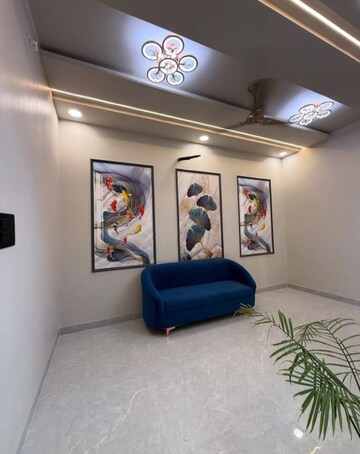 Living Room in 5 BHK Builder Floor at Sector 32 – for Sale