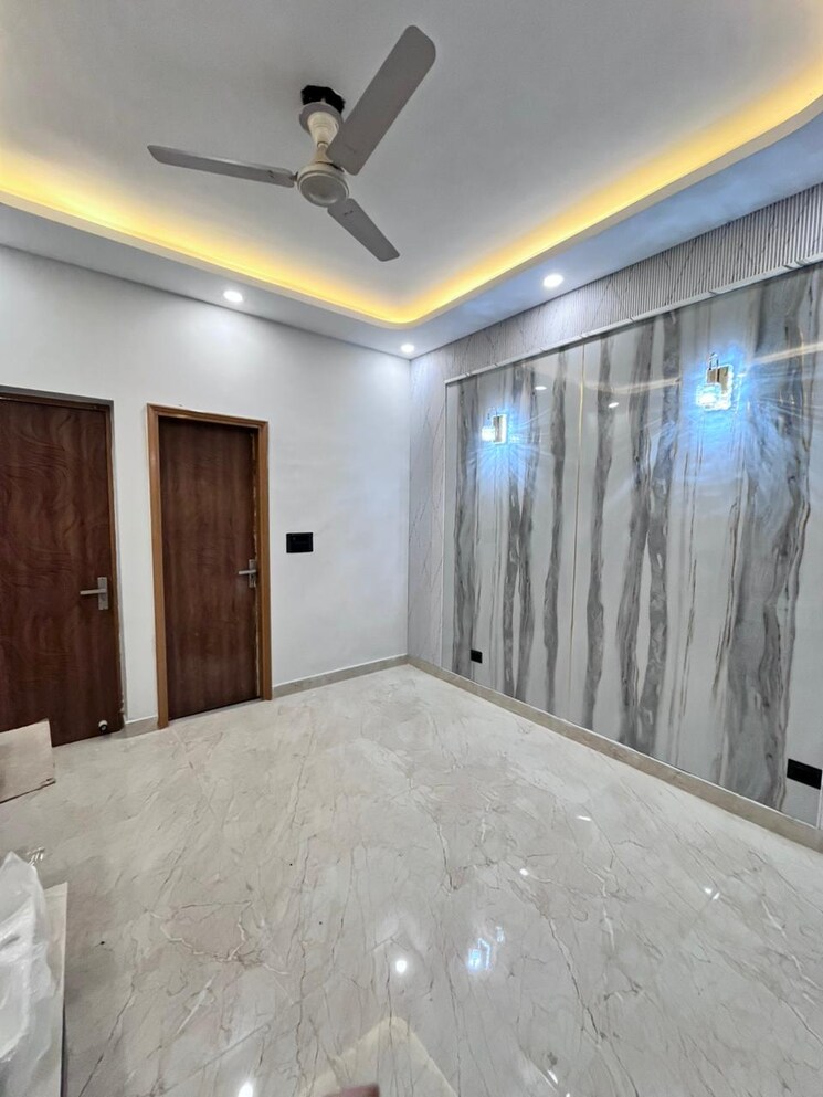Bedroom, sushant lok iii 3 Bedroom 2100 Sq.Ft. Builder Floor In Sushant Lok Iii Gurgaon 8635820
