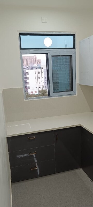 Furnished Amenities in 1 BHK Builder Floor at Sector 43 – for Rent