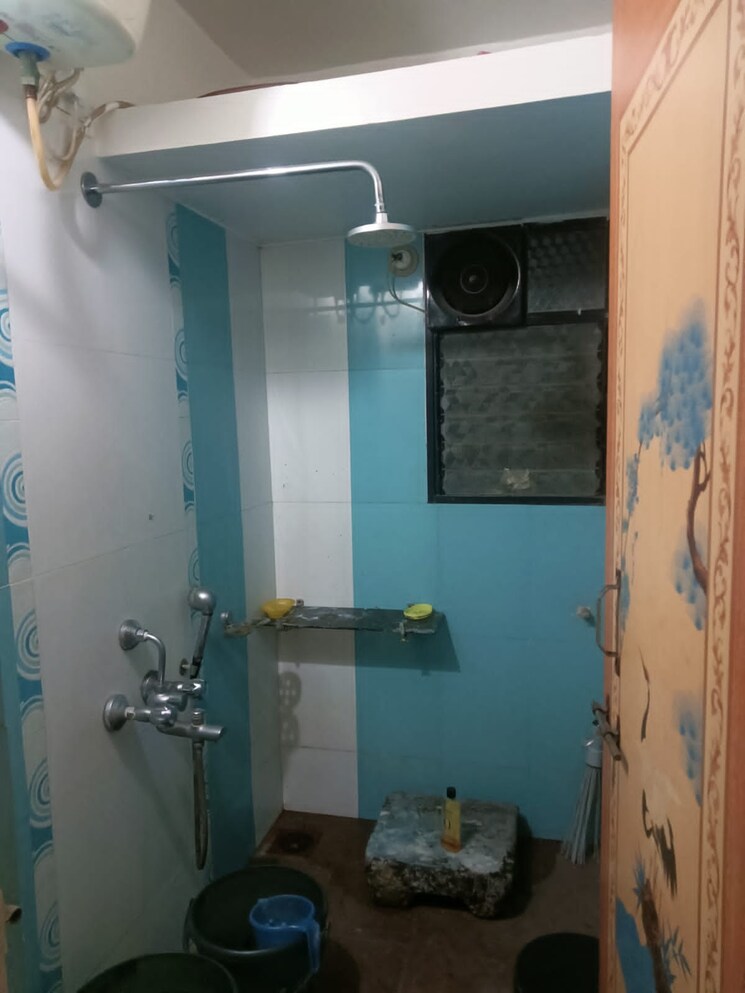Bathroom, shriram-nagar-chs 2 Bedroom 1200 Sq.Ft. Apartment In Aundh Pune 8635844