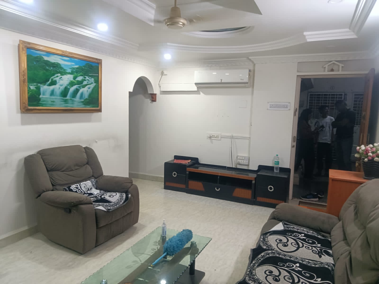 2 BHK 1200 Sq.Ft. Apartment in Shriram Nagar CHS